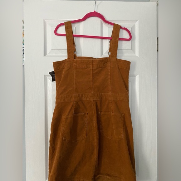 Cute cord dress to match the fall vibes🍂🍁 - Picture 2 of 6